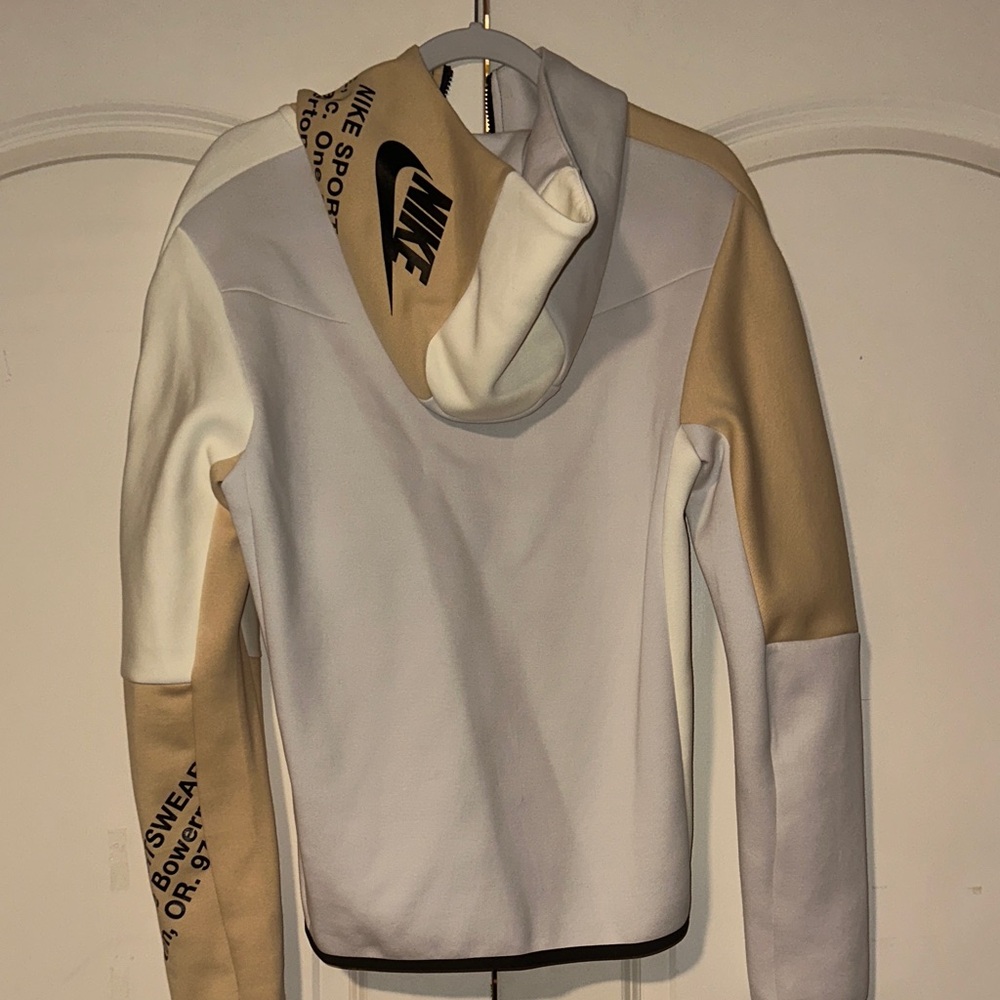 Nike Tech Colorblock Jacket - Picture 3 of 3